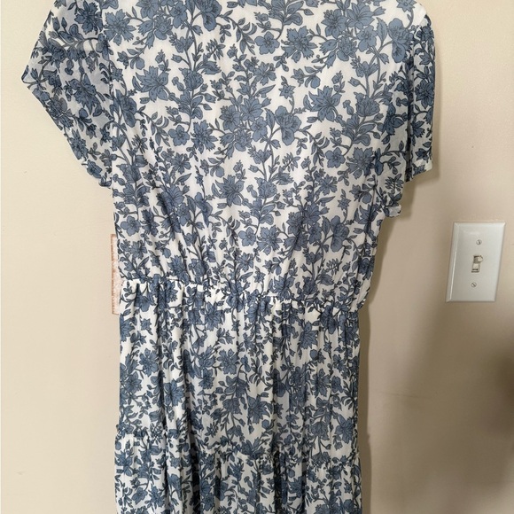 [M] NWT Blue Floral Midi Dress - Picture 4 of 5